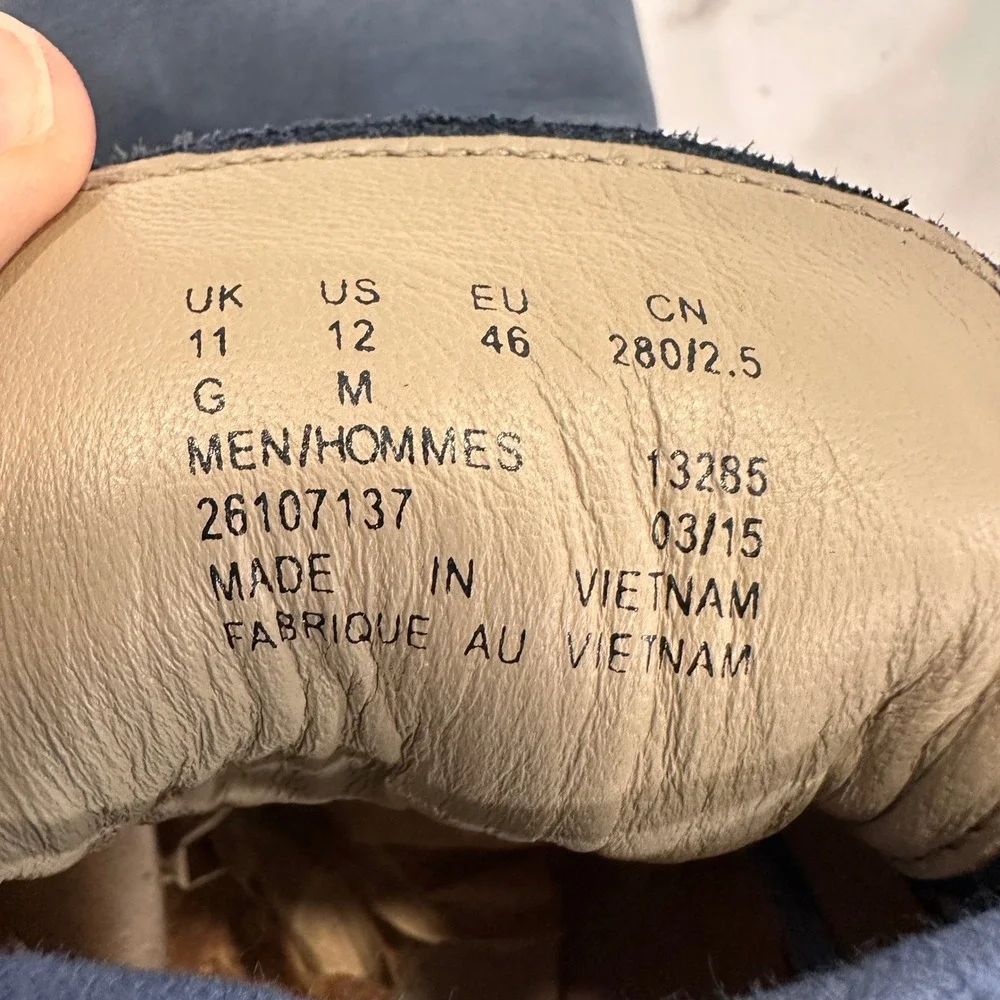 Clarks these tor